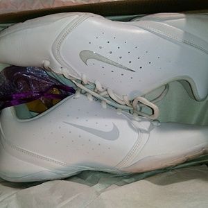 COPY - Womans Nike Sideline Cheer Shoes